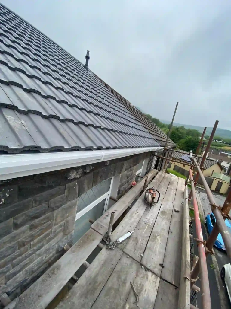 Roof-Installation-Rhondda-Mak-Roofing